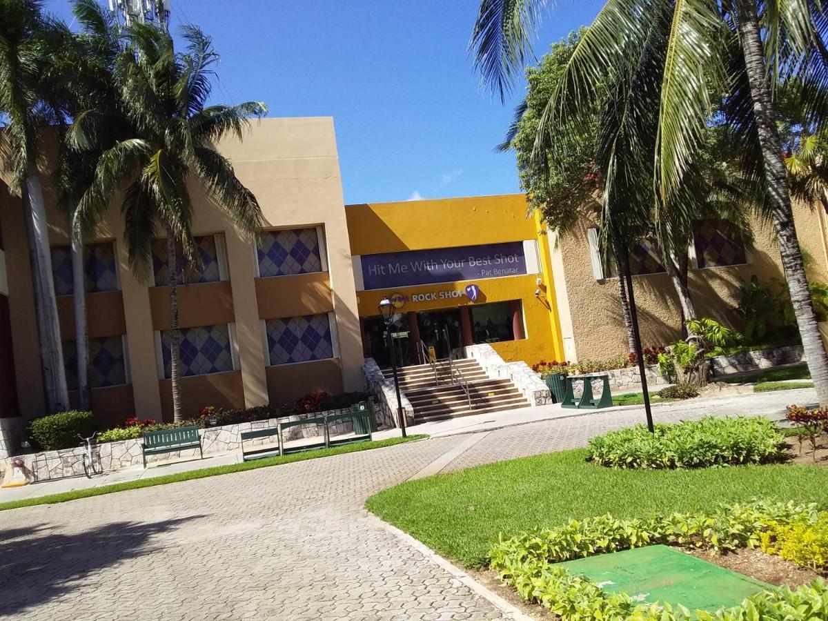 Casa Rioja Playacar Panzió Playa del Carmen Kültér fotó